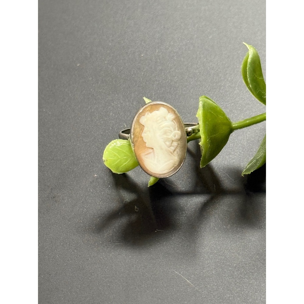 Vintage Sterling Silver Shell Cameo Ring Size 8.25 Carved Portrait 925 Jewelry - Picture 2 of 9